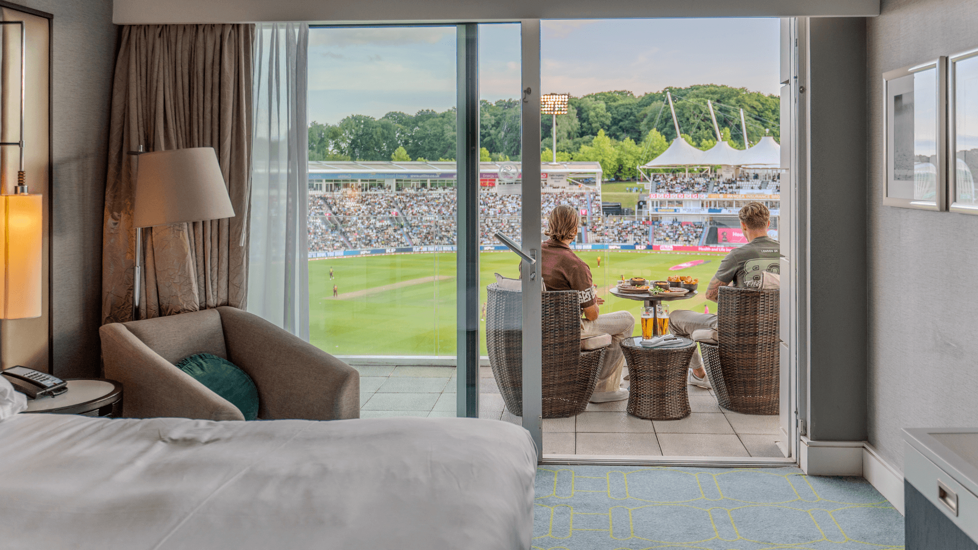 Queen non-pitchside room
